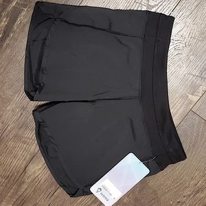 Ivivva sporty shorts